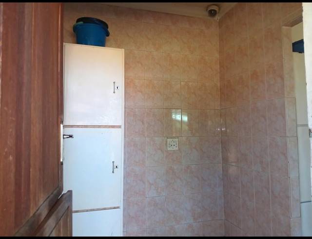 3 BEDROOM HOUSE FOR SALE IN VANDERBIJLPARK CE 2..